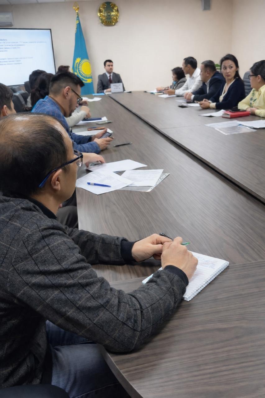 22.01.2026 Алматы қаласы Бостандық ауданының әкімдігінде Бостандық ауданы әкімінің орынбасары А.А.Кенесбайдың қатысуымен аудандық медициналық ұйымдардың өкілдерінің жұмыс кездесуі өтті.
