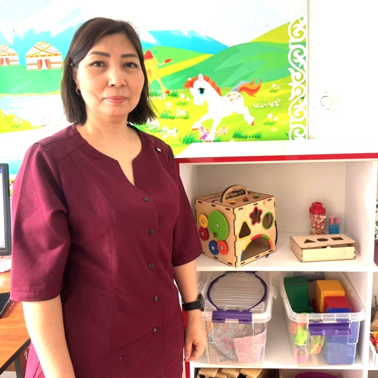 МӘМС аясында Алматы қаласы №4 қалалық емханасында №319А кабинетінде сағат 08:00-ден 14:00-ге дейін логопед-дефектолог, олигофренопедагог Козбахова Айгүл Қайырбекқызы қабылдау жүргізеді. 